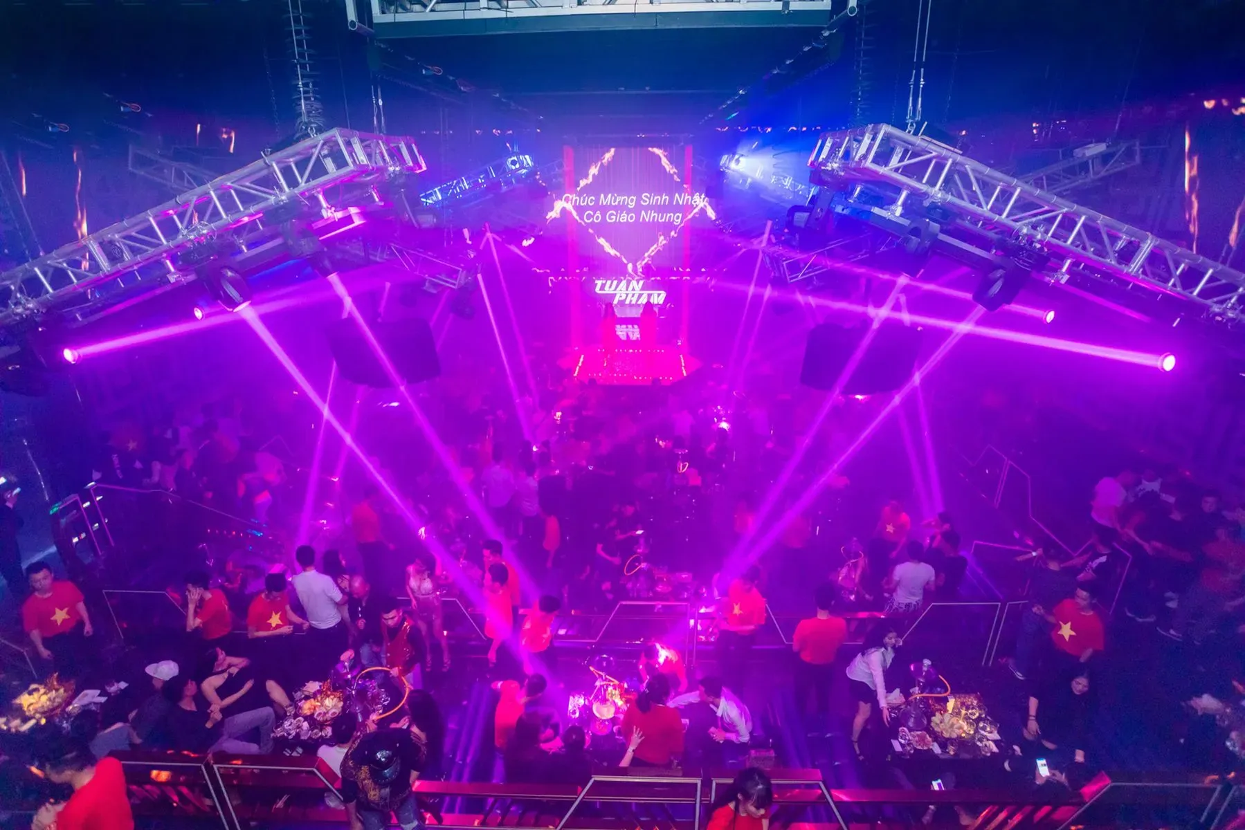 h_club_revives_golden_age_of_vietnam_nightclubs_with_martin_audio_e_da974d6be7.webp